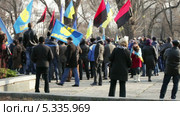 Протестующие в Днепропетровске (2013 год). Редакционное видео, видеограф Потийко Сергей / Фотобанк Лори