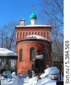 Церковь Симеона, епископа Персидского, на Пятницком кладбище, Москва (2011 год). Редакционное фото, фотограф lana1501 / Фотобанк Лори