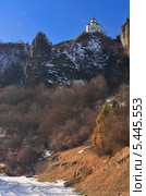 Церковь в горах. Стоковое фото, фотограф александр жарников / Фотобанк Лори
