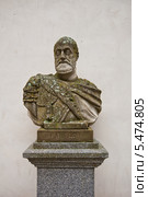 Бюст Карла V (1500-1558), императора Священной Римской Империи и короля Испании (под именем Карл I). Замок Алькасар, Сеговия, Испания (2014 год). Редакционное фото, фотограф Иван Марчук / Фотобанк Лори