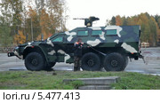 Российский бронированный автомобиль "Булат" на Международной выставке вооружения, военной техники и боеприпасов RAE-2013, г. Нижний Тагил (2014 год). Редакционное видео, видеограф Игорь Долгов / Фотобанк Лори