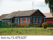 Деревенский домик в селе Константиново Рязанской области (2011 год). Стоковое фото, фотограф lana1501 / Фотобанк Лори