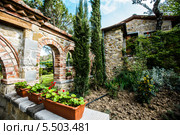 Итальянская вилла в Тоскане рядом с Ареццо. Стоковое фото, фотограф Ирина Мойсеева / Фотобанк Лори