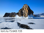 Озеро Байкал в солнечный зимний день. Стоковое фото, фотограф Сергей Белов / Фотобанк Лори
