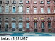 Италия, г.Турин, дворец Кориньяно (2013 год). Стоковое фото, фотограф Владимир Федечкин / Фотобанк Лори
