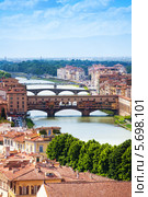 Вид на мост Ponte Vecchio, Флоренция (2013 год). Стоковое фото, фотограф Сергей Новиков / Фотобанк Лори
