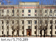 Социологический факультет Московского государственного университета им. М. В. Ломоносова (2014 год). Стоковое фото, фотограф Валерия Попова / Фотобанк Лори