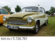 Автоомбиль Wartburg 312 Limousine Deluxe, "Олдтаймер шоу" в MAFZ, 19 мая 2013 г., Германия. Редакционное фото, фотограф Sergey Kohl / Фотобанк Лори