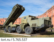 Боевая машина реактивной системы залпового огня  9К58 «Смерч» в музее артиллерии. Санкт-Петербург (2014 год). Редакционное фото, фотограф Виктор Карасев / Фотобанк Лори