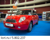 Обновленный Lifan  Smily на выставке "Мир автомобиля 2014". Санкт-Петербург. Редакционное фото, фотограф Виктор Карасев / Фотобанк Лори