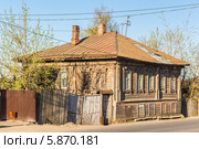 Старинный деревянный дом в городе Кинешме (2014 год). Стоковое фото, фотограф Михаил Широков / Фотобанк Лори