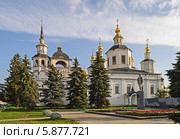 Успенский собор (17 век) на Соборном Дворище, Великий Устюг (2013 год). Стоковое фото, фотограф Виктор Сагайдашин / Фотобанк Лори