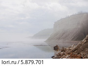 Утесы на Волге в тумане. Стоковое фото, фотограф Алексей Шлыков / Фотобанк Лори