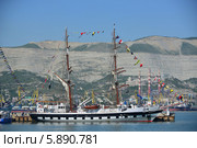 Морская регата SCF Black Sea Tall Ships Regatta 2014, бриг Ran Haward (Пакистан), город-герой Новороссийск. Редакционное фото, фотограф Игорь Архипов / Фотобанк Лори