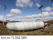 Газоходы котла. Полигон хранения технологического оборудования (2014 год). Редакционное фото, фотограф Валерий Акулич / Фотобанк Лори