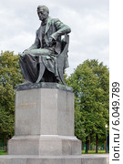 Памятник А.С. Грибоедову, Санкт-Петербург. Редакционное фото, фотограф Vladimir Sviridenko / Фотобанк Лори
