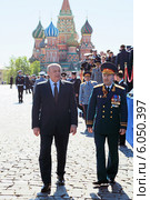Директор СВР Михаил Фрадков на Параде Победы в Москве (2014 год). Редакционное фото, фотограф Игорь Долгов / Фотобанк Лори
