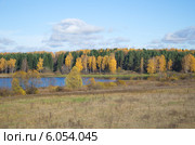 Река Скорогодайка осенью. Стоковое фото, фотограф Елена Коромыслова / Фотобанк Лори