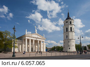 Литва. Вильнюс. Кафедральный собор Святого Станислава и Святого Владислава (2014 год). Стоковое фото, фотограф Литвяк Игорь / Фотобанк Лори