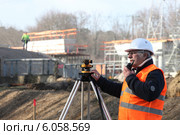 Surveyor on site. Стоковое фото, фотограф Phovoir Images / Фотобанк Лори