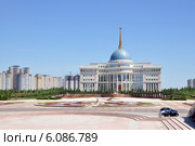 Город Астана. Президентскийо дворец Ак Орда (Белая Орда) (2014 год). Стоковое фото, фотограф Александр Тараканов / Фотобанк Лори