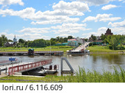 Бобренёвский разводной наплавной мост в Коломне (2014 год). Стоковое фото, фотограф Овчинникова Ирина / Фотобанк Лори