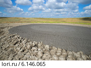 У кратера грязевого вулкана. Крым (2013 год). Стоковое фото, фотограф Виктор Карасев / Фотобанк Лори