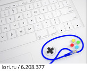 Джойстик на клавиатуре. Стоковая иллюстрация, иллюстратор Кирилл Черезов / Фотобанк Лори
