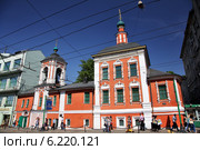 Храм Святителя Николая в Кленниках, Москва, улица Маросейка, 5 (2014 год). Редакционное фото, фотограф Александр Гаценко / Фотобанк Лори