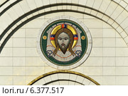 Надвратная икона храма Христа Спасителя. Калининград, Россия (2014 год). Стоковое фото, фотограф Сергей Трофименко / Фотобанк Лори