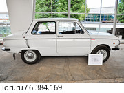 ЗАЗ-968А "Запорожец" на ВДНХ (2014 год). Редакционное фото, фотограф Алёшина Оксана / Фотобанк Лори