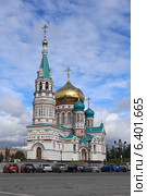 Православный Свято-Успенский кафедральный собор, Омск, Тарская ул., 7 (2014 год). Редакционное фото, фотограф Алексей Гусев / Фотобанк Лори
