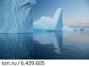 Отражения айсбергов. Антарктида. Стоковое фото, фотограф Анатолий Алексеев / Фотобанк Лори