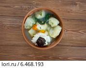Тушеная свежая пестрая зубатка с картофелем. Стоковое фото, фотограф Александр Fanfo / Фотобанк Лори