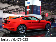 Новый Ford Mustang. Автосалон в Москве, 2014, Редакционное фото, фотограф Владимир Тучин / Фотобанк Лори