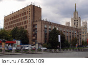 Всероссийская государственная библиотека иностранной литературы имени М. И. Рудомино г. Москва (2014 год). Редакционное фото, фотограф SevenOne / Фотобанк Лори