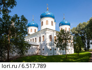 Юрьев монастырь в Великом Новгороде. Стоковое фото, фотограф FotograFF / Фотобанк Лори