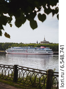 Тверь. Причал у речного вокзала (2012 год). Редакционное фото, фотограф Ольга Денисова / Фотобанк Лори