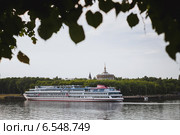 Тверь. Причал (2012 год). Редакционное фото, фотограф Ольга Денисова / Фотобанк Лори