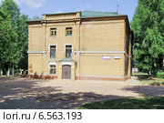 Сельскохозяйственная школа (1903 г.).Музей истории усадьбы Щапово (2014 год). Редакционное фото, фотограф stargal / Фотобанк Лори