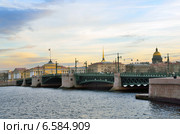 Дворцовый мост в Санкт-Петербурге вечером (2014 год). Стоковое фото, фотограф Овчинникова Ирина / Фотобанк Лори