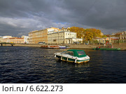 Набережная реки Фонтанки, дома 32 и 34а. Осень в Санкт-Петербурге (2014 год). Стоковое фото, фотограф Тарановский Д. / Фотобанк Лори