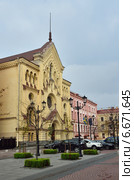 Санкт-Петербург, М. Конюшенная улица осенью (2014 год). Редакционное фото, фотограф Овчинникова Ирина / Фотобанк Лори
