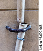 defective drainage pipes. Стоковое фото, фотограф Erwin Wodicka / Фотобанк Лори