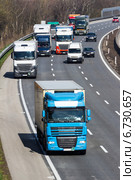truck on highway. Стоковое фото, фотограф Erwin Wodicka / Фотобанк Лори