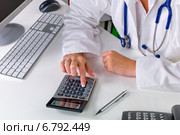 doctor and bureaucracy. Стоковое фото, фотограф Erwin Wodicka / Фотобанк Лори
