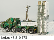 Зенитная ракетная система С-300ПС  в зимнем поле (2007 год). Редакционное фото, фотограф Сергей Попсуевич / Фотобанк Лори