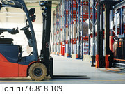 forklift loader stacker truck at warehouse. Стоковое фото, фотограф Дмитрий Калиновский / Фотобанк Лори