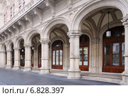 Венская государственная опера (Wiener Staatsoper). Австрия. Фрагмент (2014 год). Стоковое фото, фотограф stargal / Фотобанк Лори
