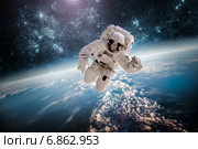 Astronaut in outer space. Стоковое фото, фотограф Андрей Армягов / Фотобанк Лори